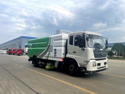东风天锦16方单发洗扫车
