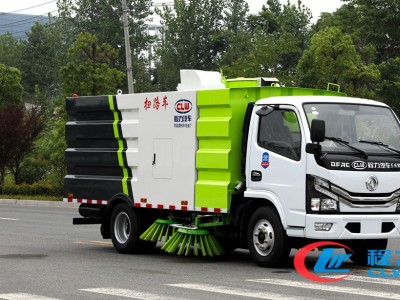 东风5.5方扫路车